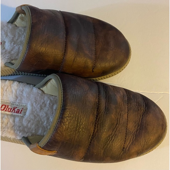 EUC OLUKAI Leather Mules, Slides, Women Sz 10, EUR 41, Men Sz 8, Sherpa, Unisex - Picture 8 of 15